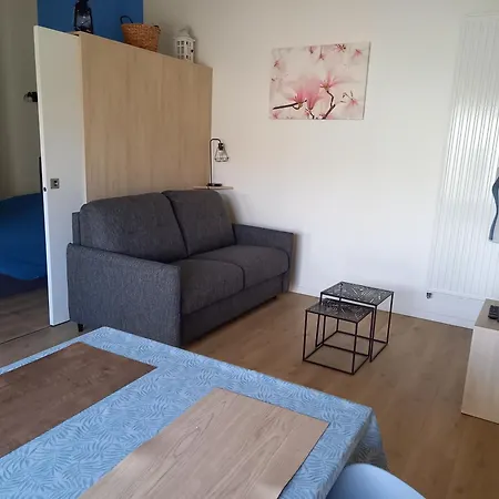 La Petite Maison * Montournais