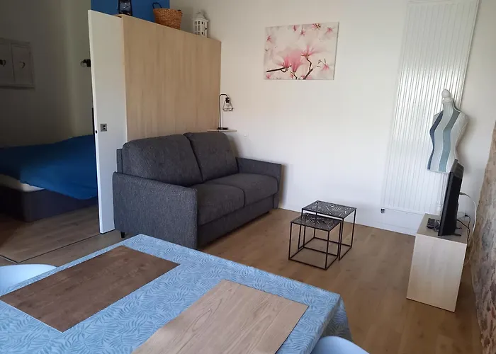 La Petite Maison * Montournais